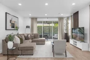Gated Community! | Prime Winter Park Location - Image 2