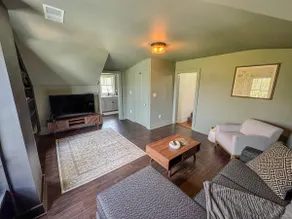 Allegheny Suite Near Potomac Eagle • Walk Downtown - Image 5