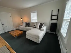 Riverside House - Image 4