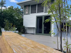 Freestanding beachside studio - Image 2