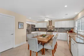 2BR Beach House – Heated Pool - Steps to Beach ! - Image 3