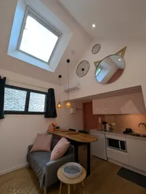 The Suite - Chez Gally in Angers - Private parking - Image 2