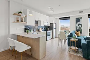 Luxury 2BR 2BA Suite with Patio/Gym/Wifi & Office - Image 3