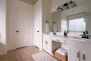 3 Bedroom House in Round Rock - Image 5
