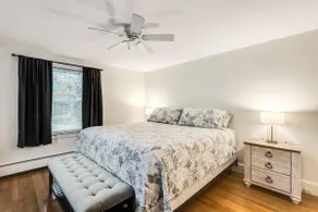 Spacious Cape getaway near iconic Craigville Beach - Image 4