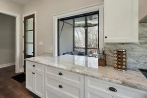 -Luxury Sauna -Fire Pit -King Beds -Hiking -Family - Image 3