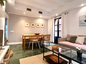 Apartment in the old town near the cathedral - Image 5