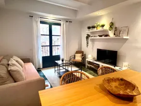Apartment in the old town near the cathedral - Image 2