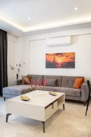 Belek Deluxe Suit - Image 4