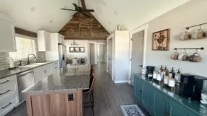 The House on 100 West - Image 2