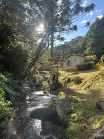 House with private waterfall - Image 2