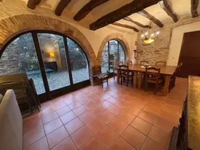 Spacious and charming. - Image 4