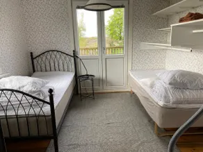 Cozy apartment with large patio - Image 4