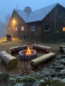 Rustic Log Cabin with Spectacular Mountain Vistas in Piedmont Region, Virginia - Image 5