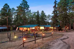 Restored 1919 Cabin-14 Fenced Acres-Pet Friendly - Image 3