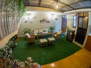 Maybee's exclusive house. - Image 3