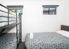 2 Bedroom Riverview Deluxe Cabin - Image 3