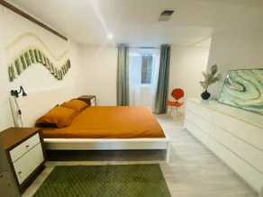 Cozy three bedroom basement - Image 4