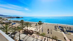 Franky Beach House • Top Views + 1st Line + Garage - Image 2