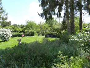 Courtyard Studio - Image 5