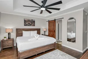 Winds of Lexington Sleeps 8 - Image 2