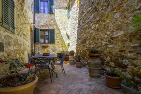 Apartment in the medieval village - Image 3