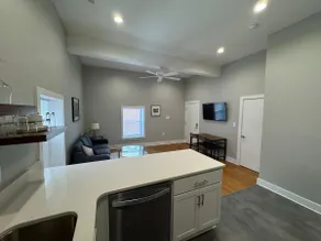 Uptown 2 Bedroom Gem W/1 Bath Apt. 116 - Image 2