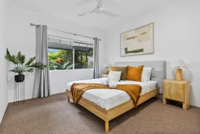Cairns Tropical Bliss Swim in Swim out Apartment - Image 4