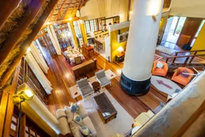 Majestic Villa w/ Pools & Outdoor Bar in Maanzoni - Image 5