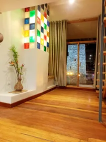 Central and comfortable Loft House - Image 3
