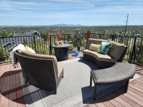 Family fun in Eagle Crest. Hot tub, views, privacy - Image 2