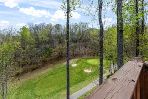 Luxury 5-Bedroom Mountain House - Image 3