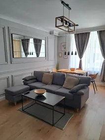 FLH - Charming House - Image 2
