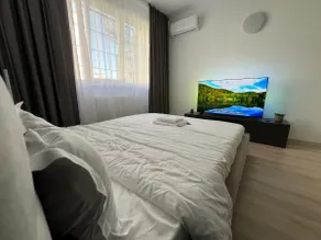 King Bed 5 minutes from the beach | STM Studio Mangalia - Image 2