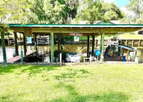 The Anchor House (Waterfront on deep canal) - Image 2