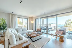 Sea View, Private Beach & 5-Star Resort Access - Image 2