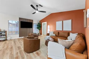 Red Coach Retreat! Sleeps 12 with a heated pool! - Image 3