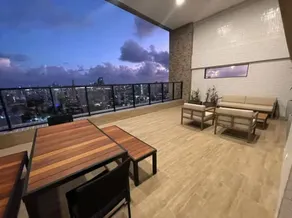 Modern Flat Near the American Consulate - Image 4