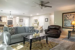 3BR/2.5BA near Beach & Downtown! Shorebound - Image 2