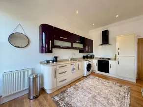 Allards Apartment, Central Tynemouth - Image 2
