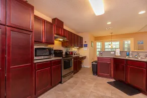 Luxury Executive Home • Perfect for Groups - Image 4