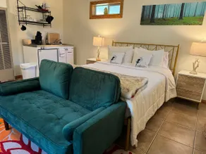 Luxury Cabin with Kitchen, Yard, Pecos River, WiFi - Image 3