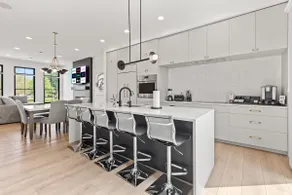 Upscale 4BR Townhome – Walk to Shops & The Monon! - Image 2