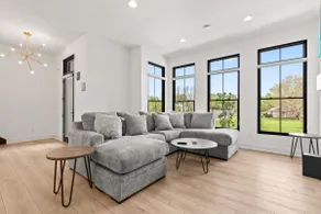 Upscale 4BR Townhome – Walk to Shops & The Monon! - Image 4