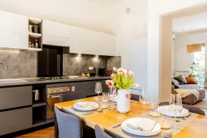 Stylish 2BR with Garage near Milan MXP Lakes - Image 2