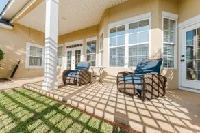 Tranquil and Luxurious - Image 4