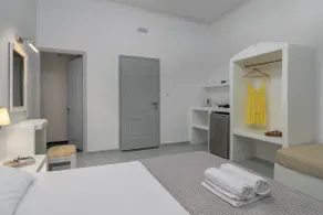 Central studio - Adamas - Image 4
