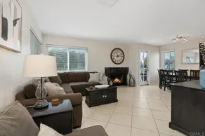 Beachfront Retreat - Image 3