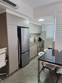 Hea107 Premium One Bedroom - Image 3