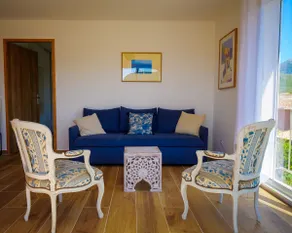2-bedroom apartment in the Heart of the Vineyards with pool - Image 3